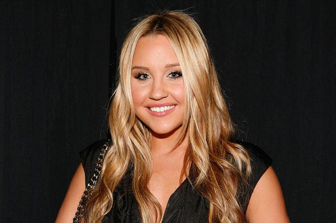 Amanda bynes sigue los pasos de britney spears y solicita concluir con su tutela