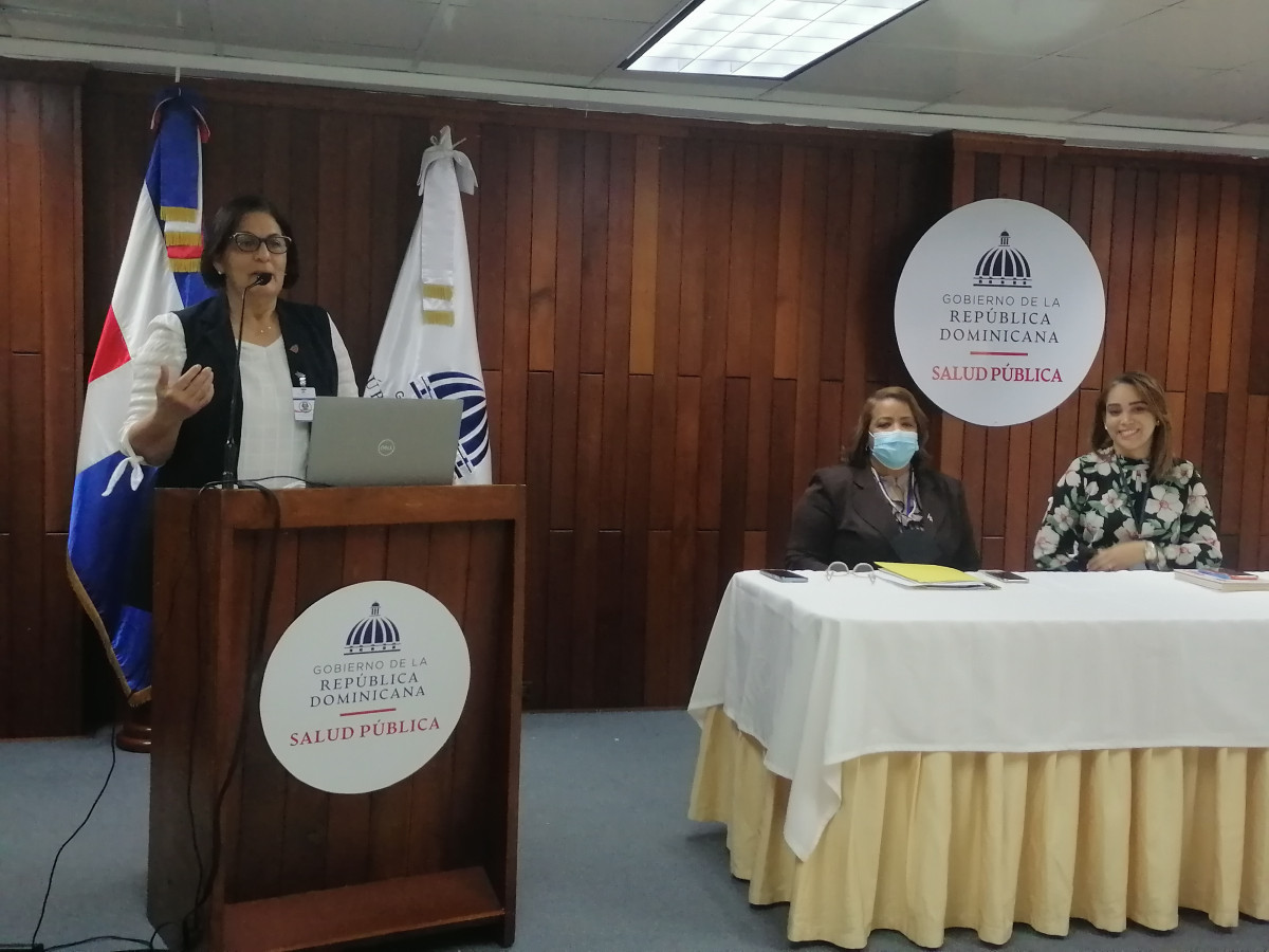 Dra. Elsa Camilo, directora Salud de la Familia (1)