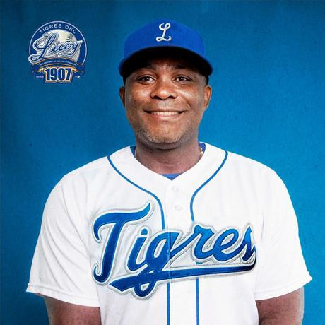 Licey nombra a carlos febles como su coach de banca