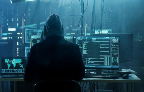 Hackers ef5b7b8b focus 0 0 895 573
