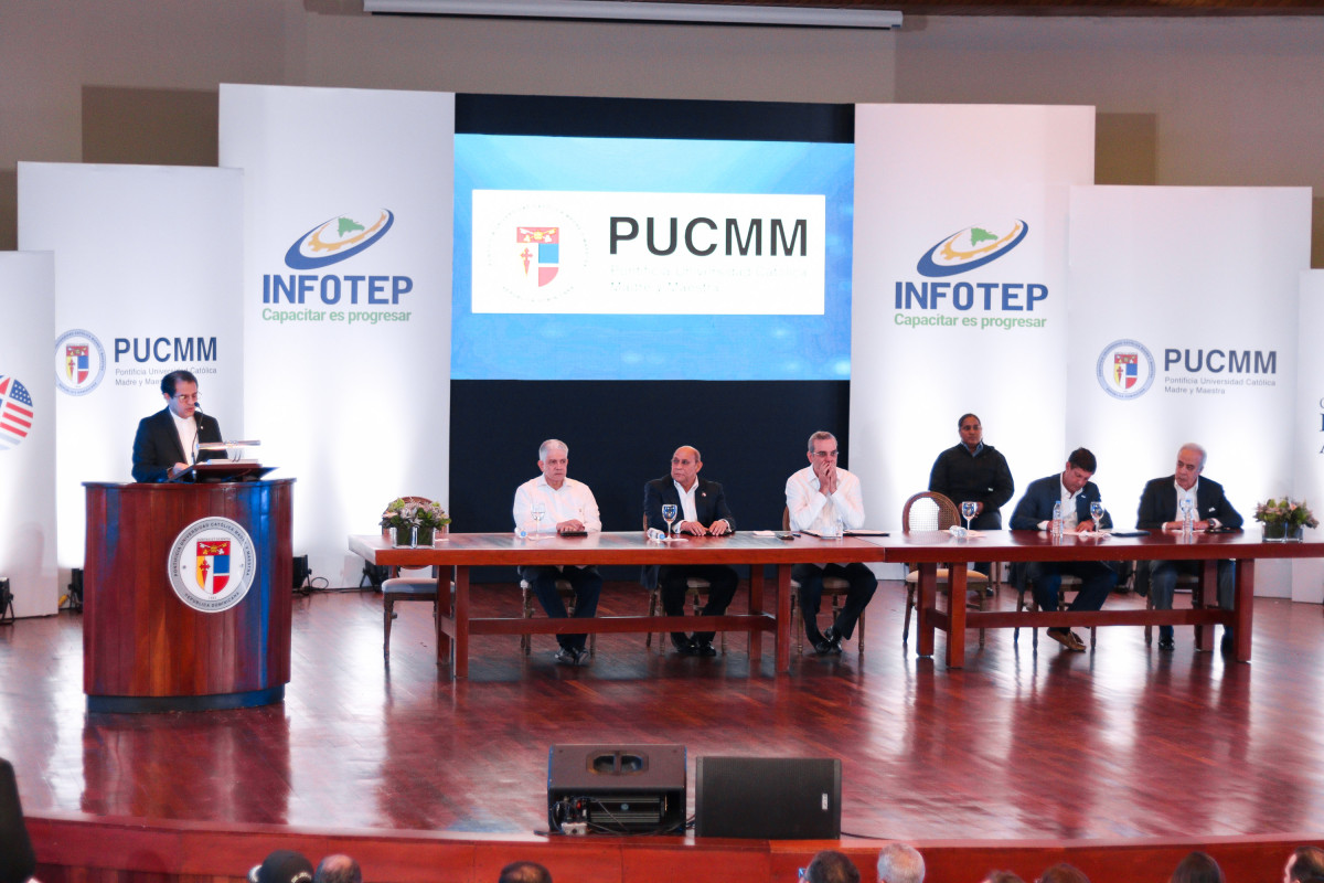 Visita luis abinader convenio 19