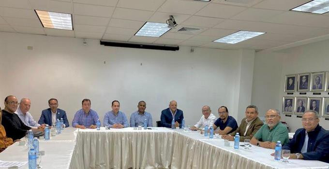 Los empresarios del cibao rechazan paro por 24 horas