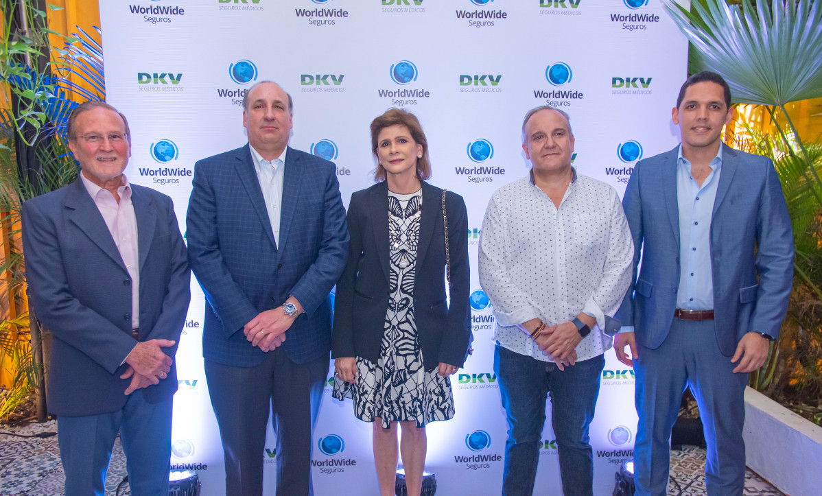 Ignacio Mendez, Zanoni Selig, Elena Viyella, Javier Clavijo y Fernando Joa