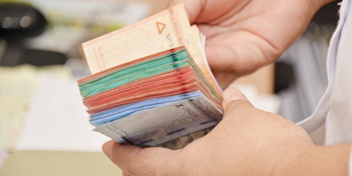Prestamista dinero informal 1140x570