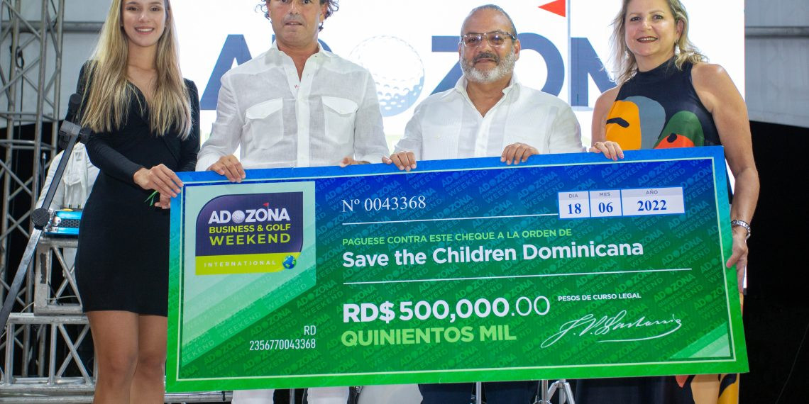 Juan Tomau0301s Diu0301az Luis Joseu0301 Bonilla y Patricia Lama 1140x570