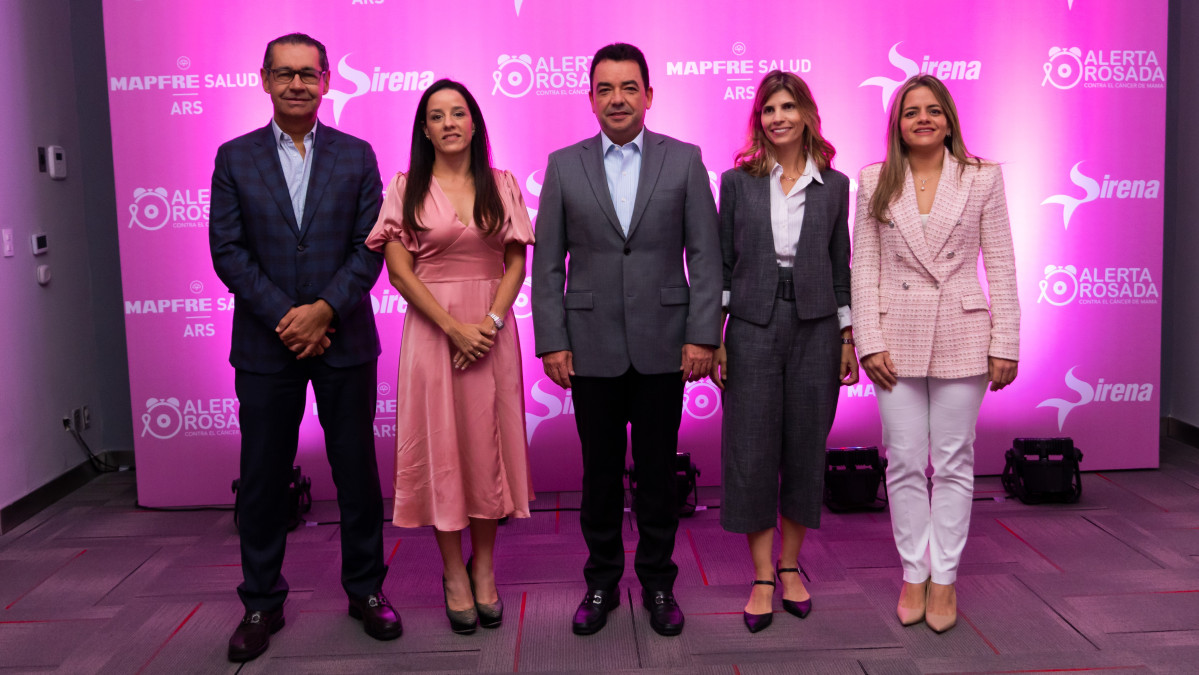 Principal Dr. Jaime Herrera, Doris Alburquerque, Dr. Andru00e9s Meju00eda, Ana Maru00eda Ramos y Natacha Quiterio