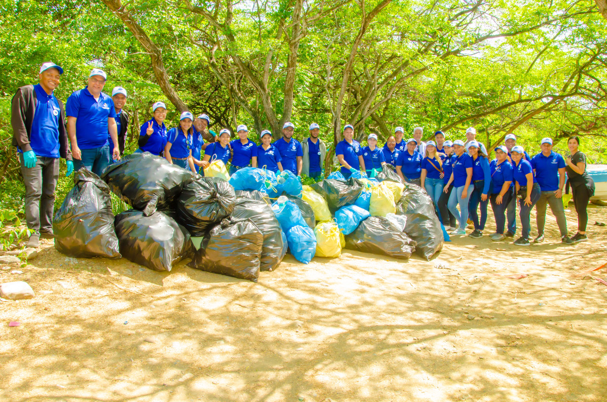 Asociacion Peravia saneamiento de playa