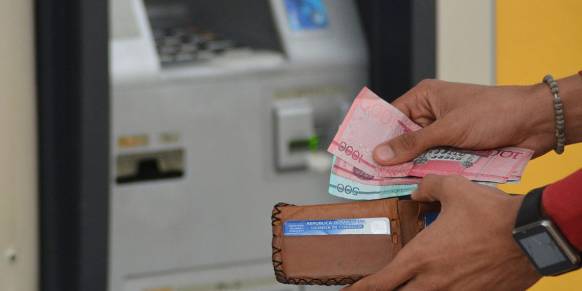 Retiro de dinero tasas de interes 1140x570