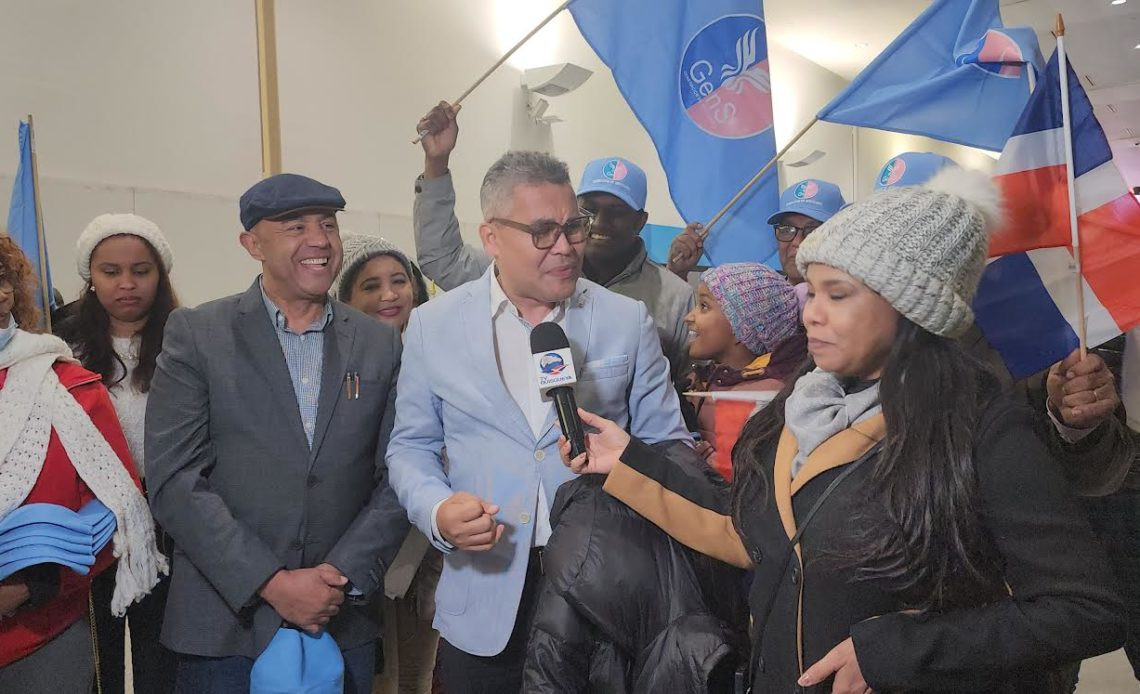 Carlos Pena dice su partido es la cuarta fuerza politica en RD 1140x694 1 1