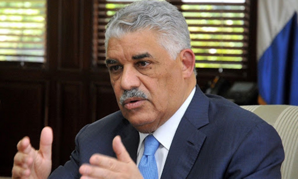 199e37b5 d5782deb miguel vargas 5e38bbcf936dd 61d2fa7e1e400