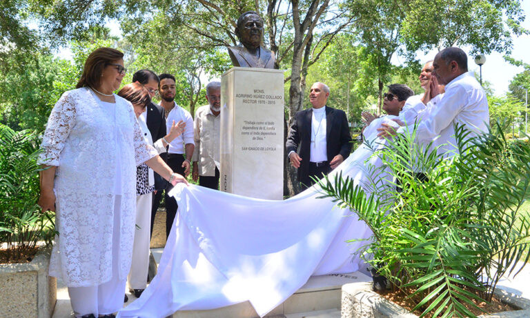 Misa y delisamiento al busto de agripino nunez collado 23 768x461