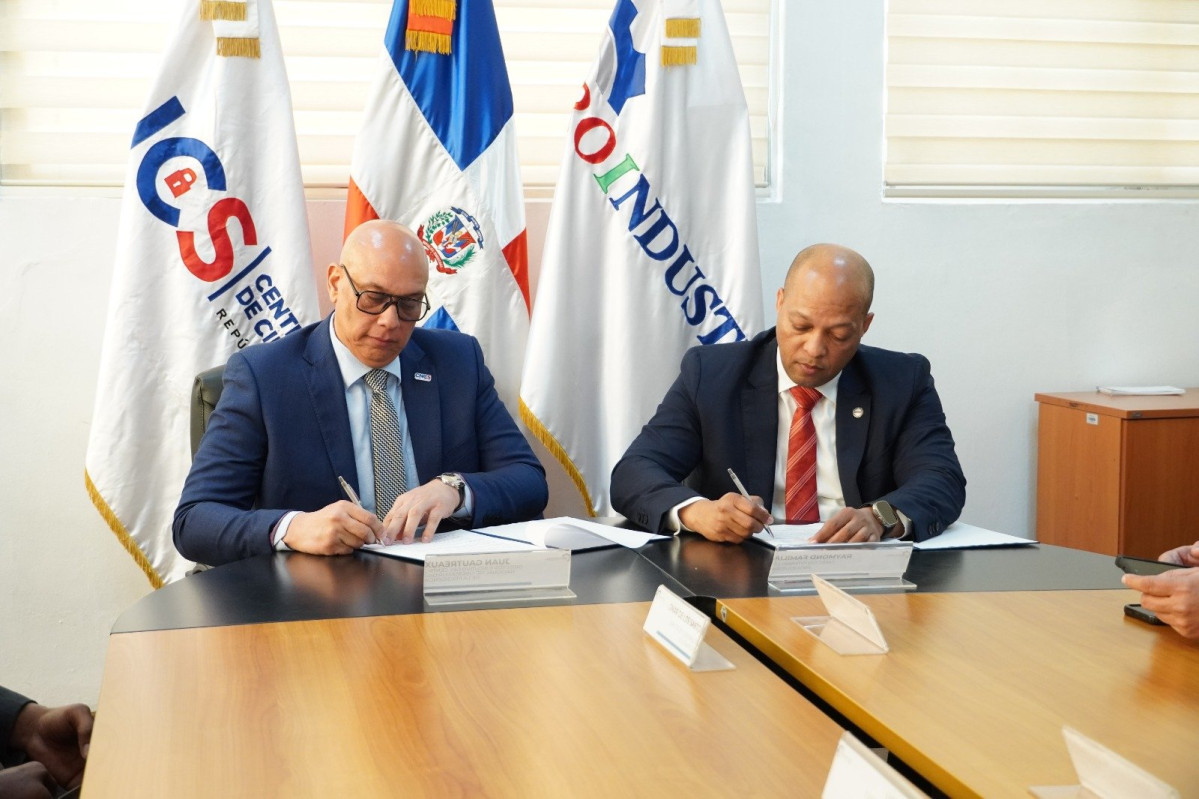Acuerdo firma Ciberseguridad e Inposdom