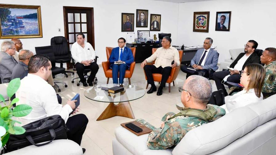 Aumento de presencia policial en emergencias de hospitales focus min0.02 0.33 896 504
