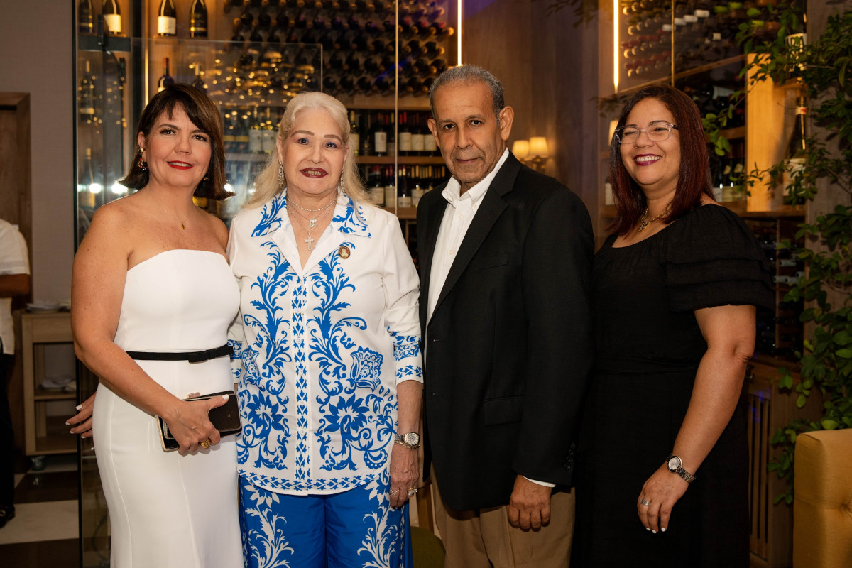 Larissa Saviu0144on , Mercedes Brador, Mariestela Almonte, Ramu00f3n Coste
