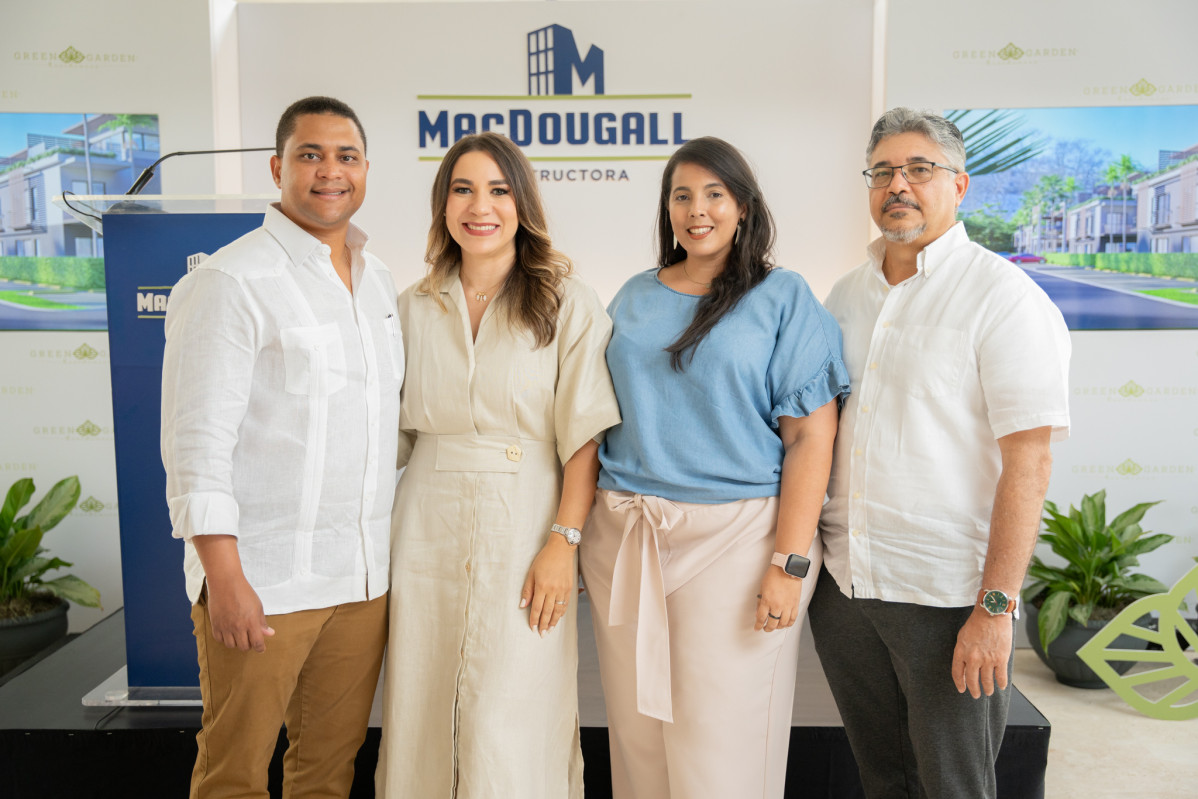 Foto Principal 1  Neredo Mac Dougall, Elba Luciano, Geri Pichardo y Roger Raffa