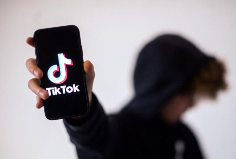 Tik tok