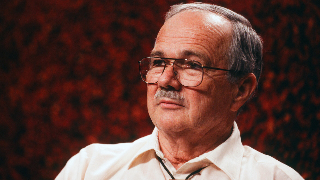 6911c15759bf5b3fa262f232