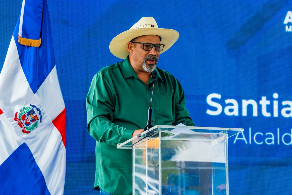 Santiago Riveron Foto Indotel