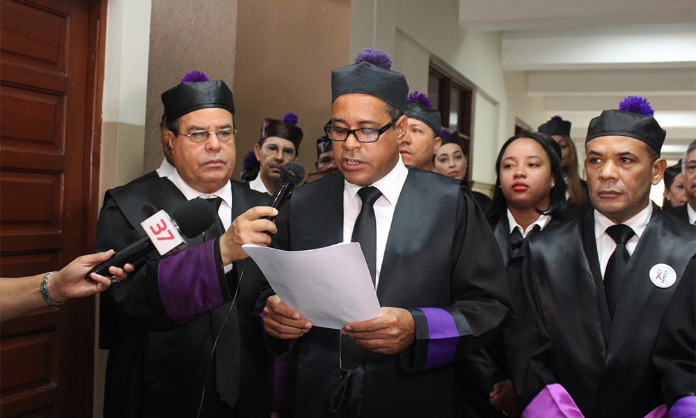 Bebfe200 jueces realizan protestas en sfm fe 3