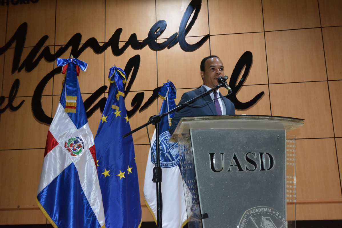 Decano