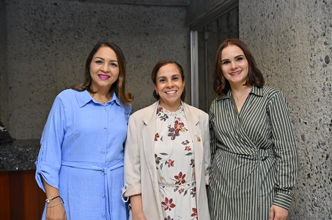 7 Gladialisa Pereyra, Maria Ireen Sanchez y Ridalbi Mateo (Copy)