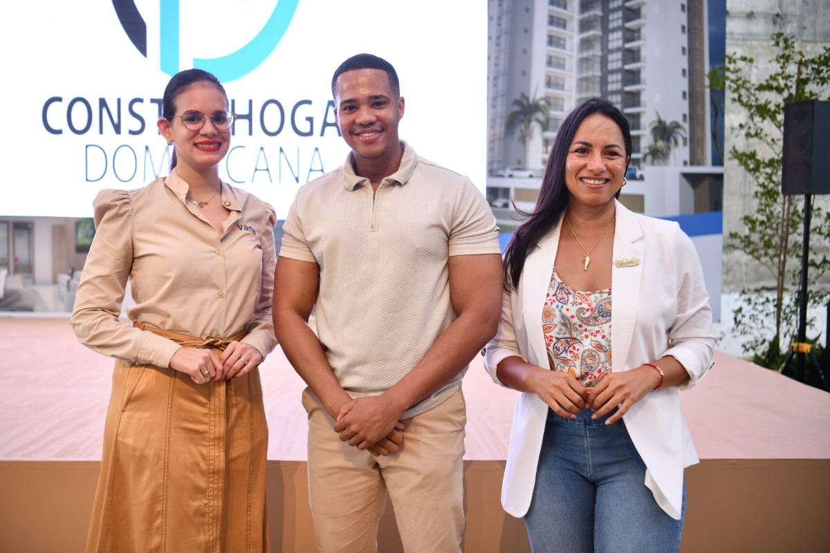 3  Thau00eds Arias, Gabriel Santos y Yanilsa Henru00edquez