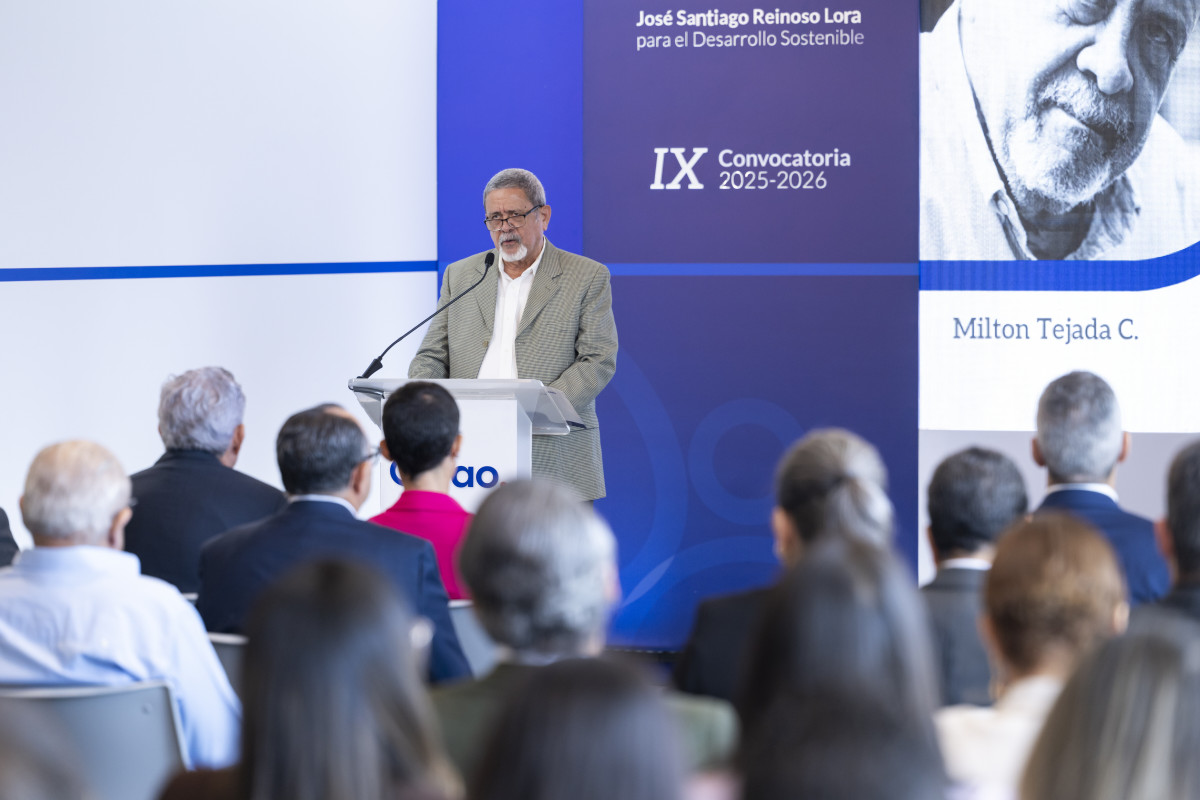 Milton Tejada, investigador social