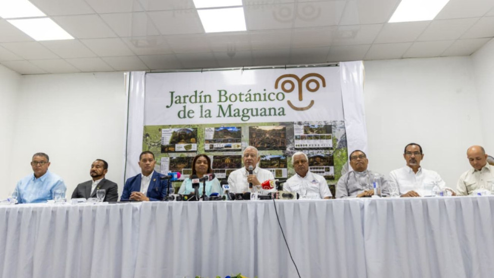 Ministro Andrés Bautista en El Vocero