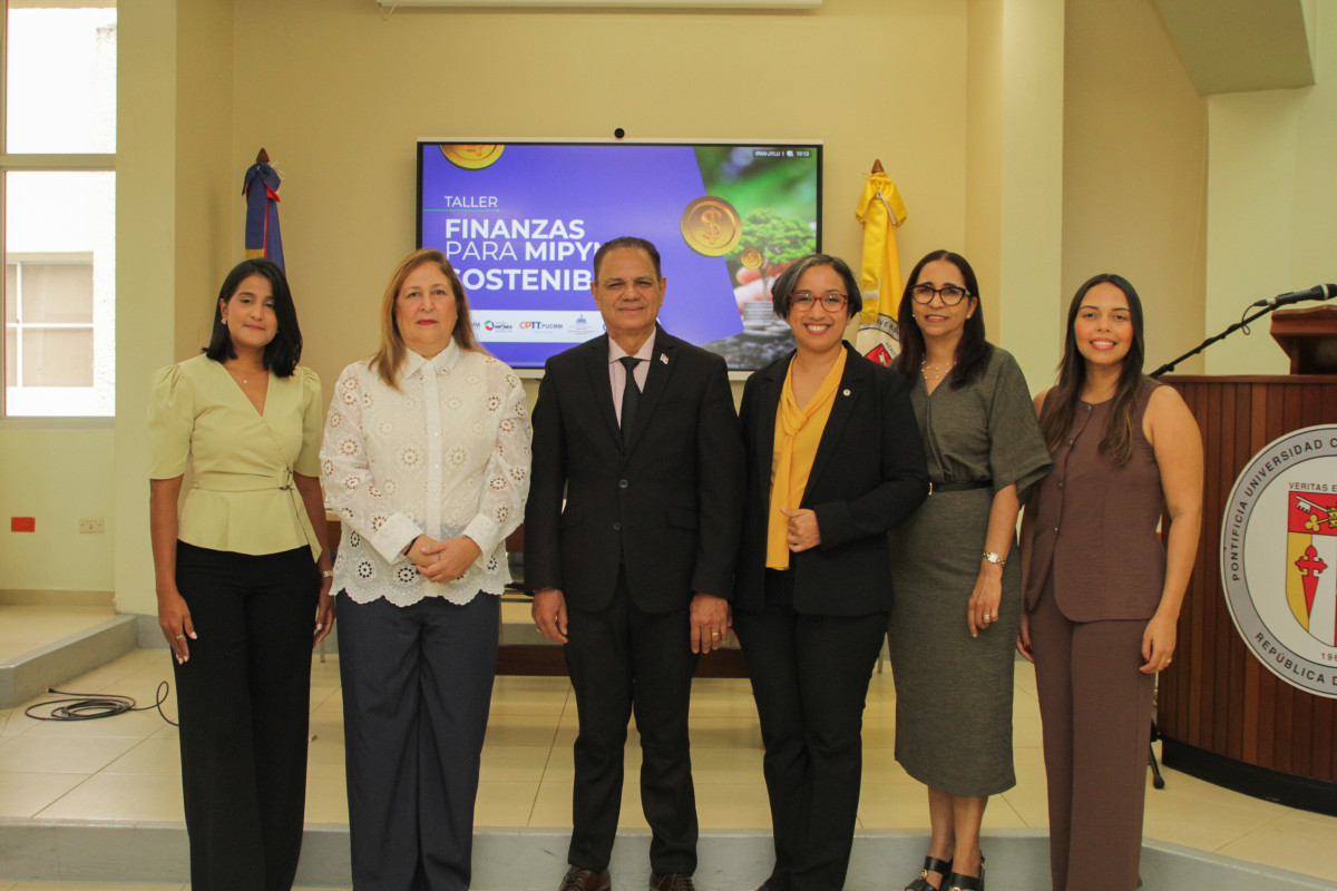  Asociaciu00f3n Cibao y Centros Mipymes de PUCMM clausuran Programa Finanzas para Mipymes Sostenibles