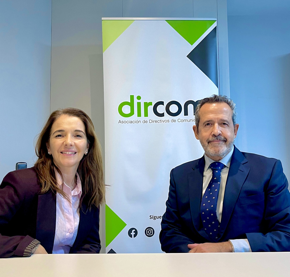 Nieves Rey, directora general de Dircom, y Adrián Cordero, vicepresidente internacional de ASODIRCOM