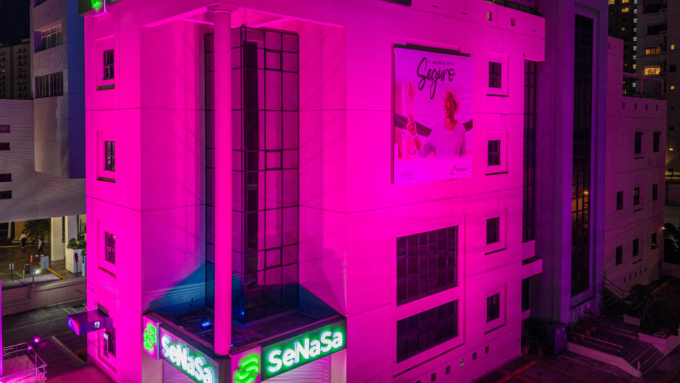 Fachada rosa